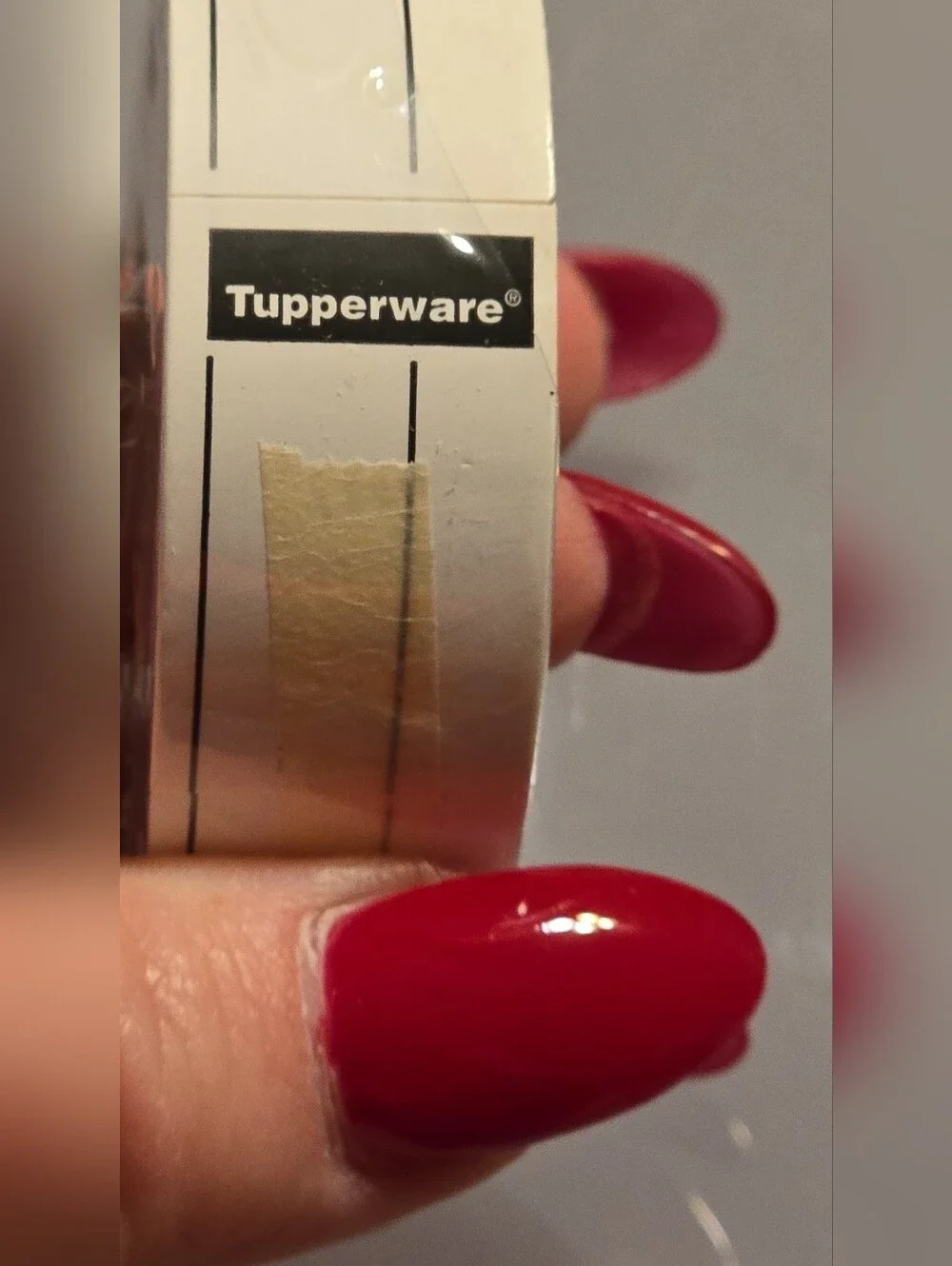 NEW In PKG Tupperware Food Freezer Leftover Labels 1 Roll White